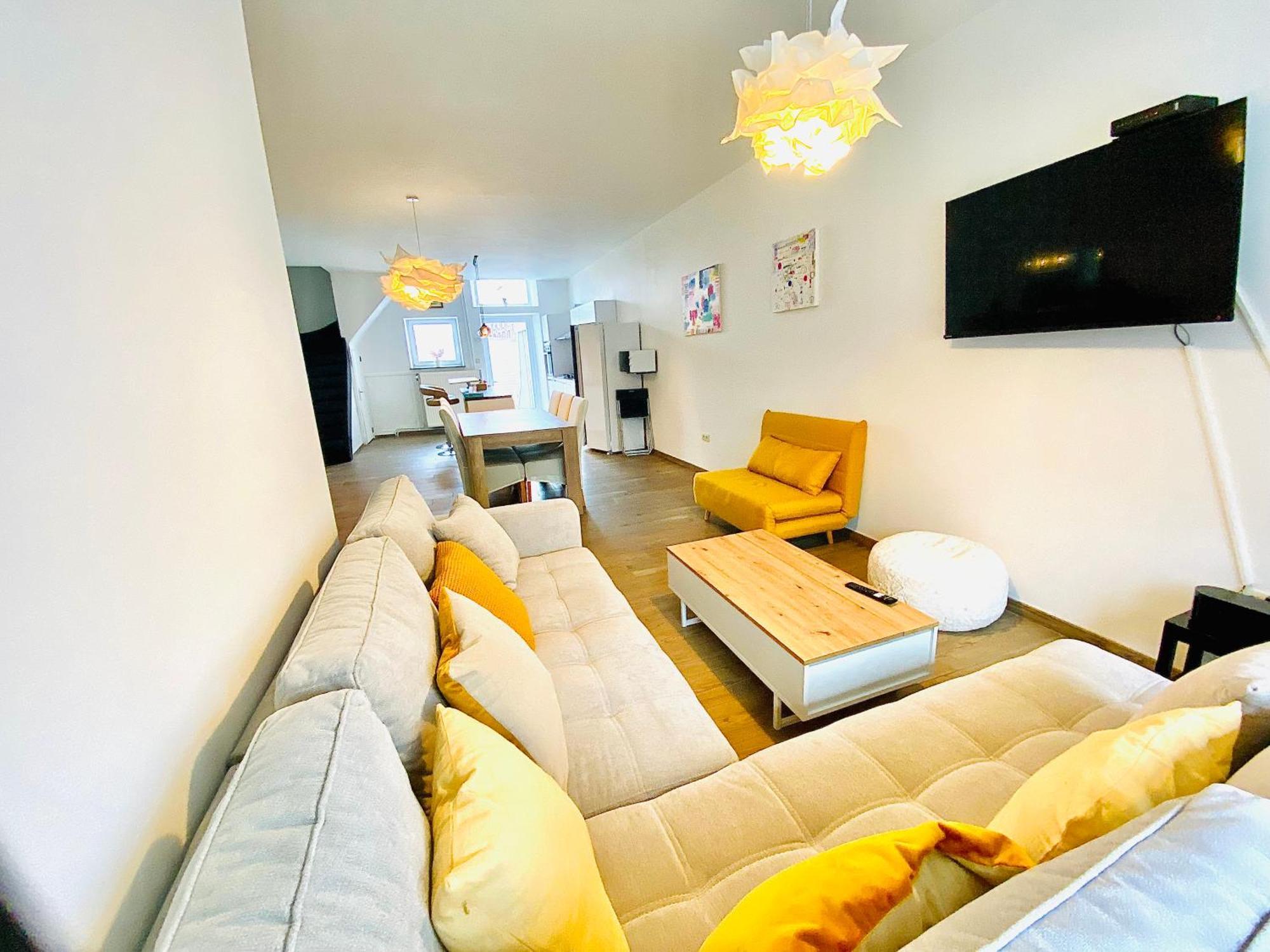 Residence Deluxe ชาร์เลอรัว ภายนอก รูปภาพ