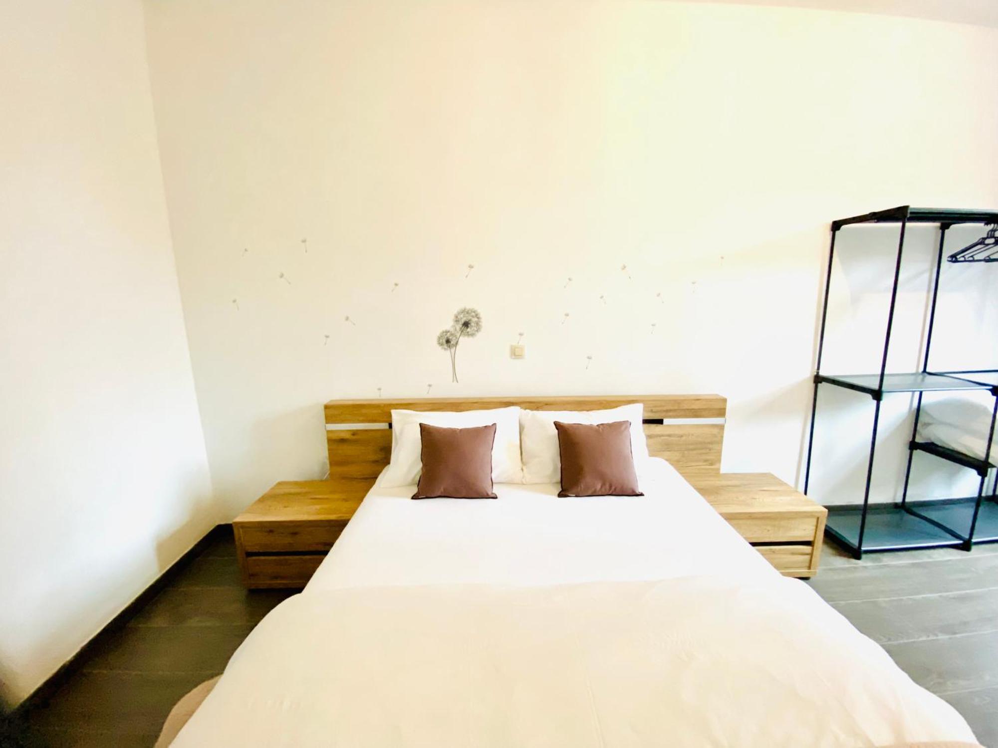 Residence Deluxe ชาร์เลอรัว ภายนอก รูปภาพ
