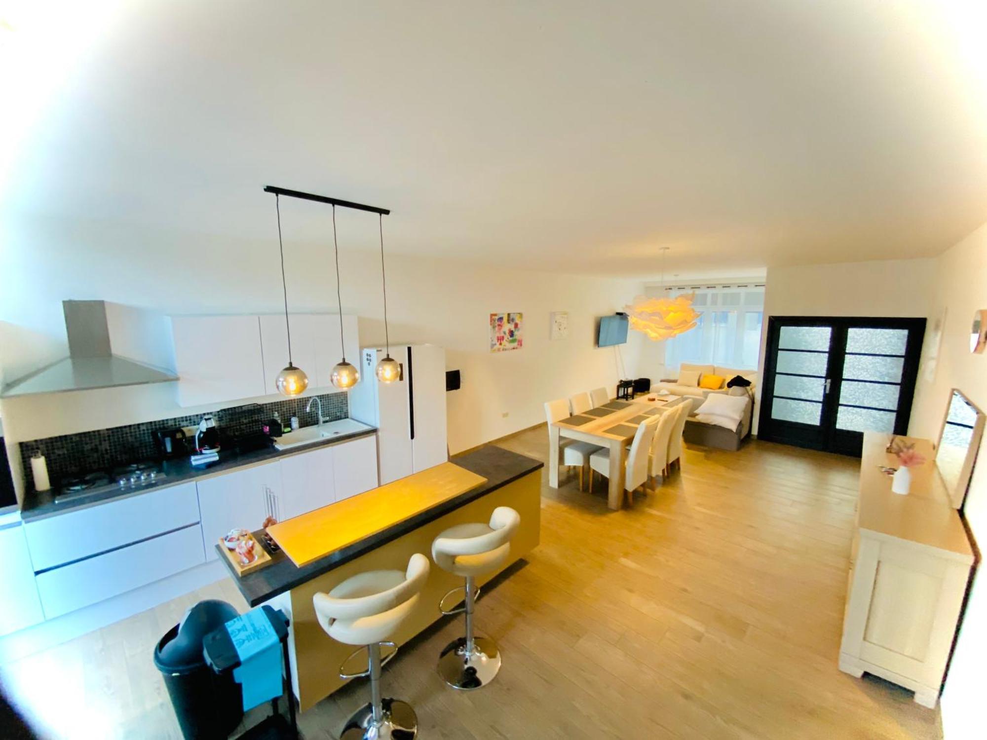 Residence Deluxe ชาร์เลอรัว ภายนอก รูปภาพ