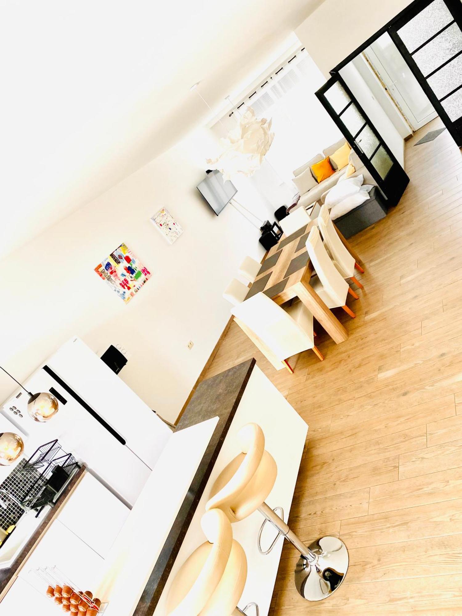 Residence Deluxe ชาร์เลอรัว ภายนอก รูปภาพ
