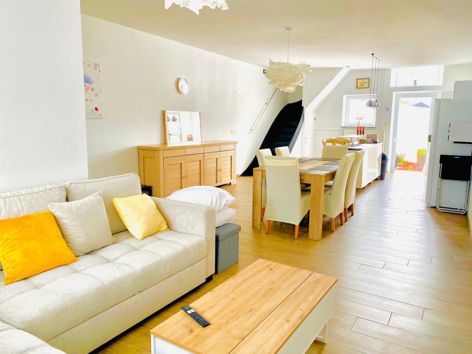 Residence Deluxe ชาร์เลอรัว ภายนอก รูปภาพ